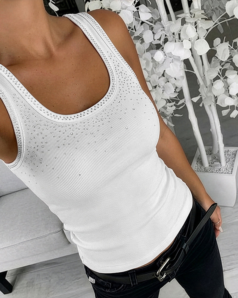 ChicMe Couture Womens Rhinestone Tank Top Fitted Ribbed Shirt Sparkly Rhinestone Ribbed Tank for Women, Flattering U Neck, Comfort Slim Fit Sleeveless Top for Casual & Going Out