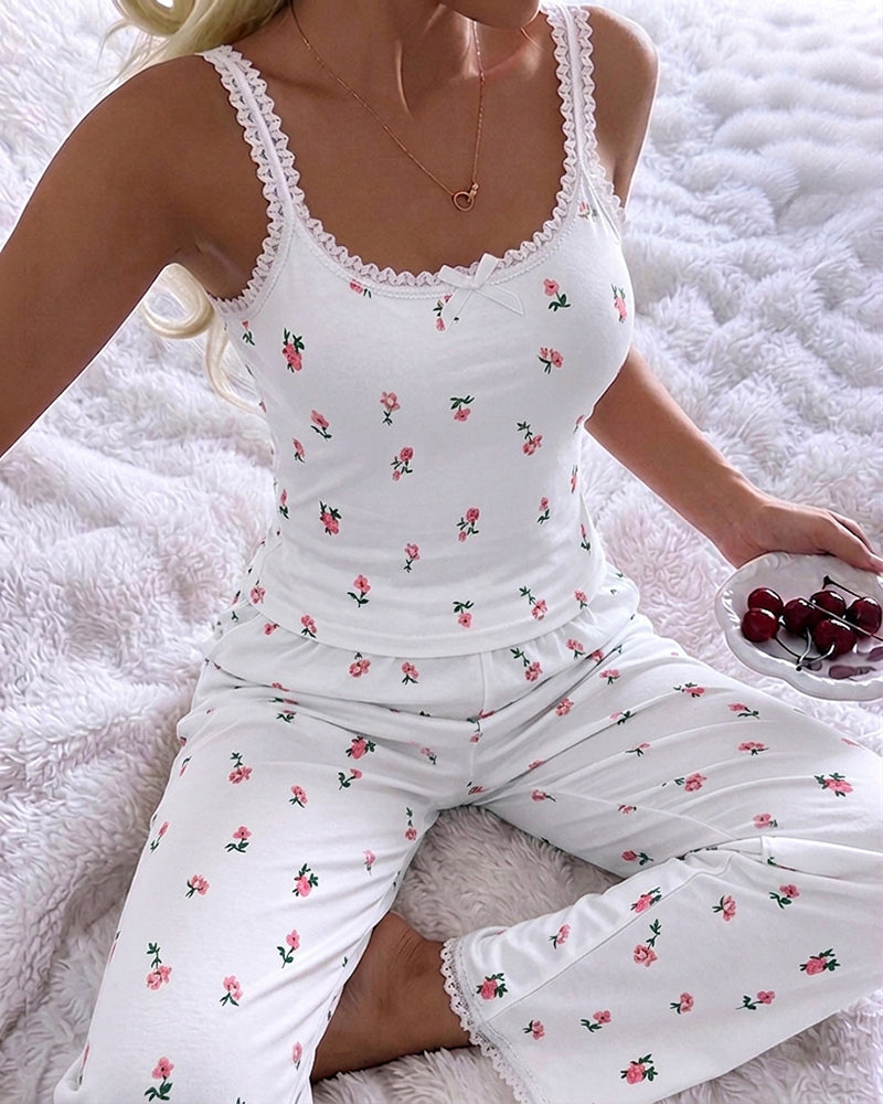 ChicMe Couture Women's Pajamas Set 2 Piece Ditsy Floral Print Lace Cami Top and Pants Loungewear with Pockets Sleepwear