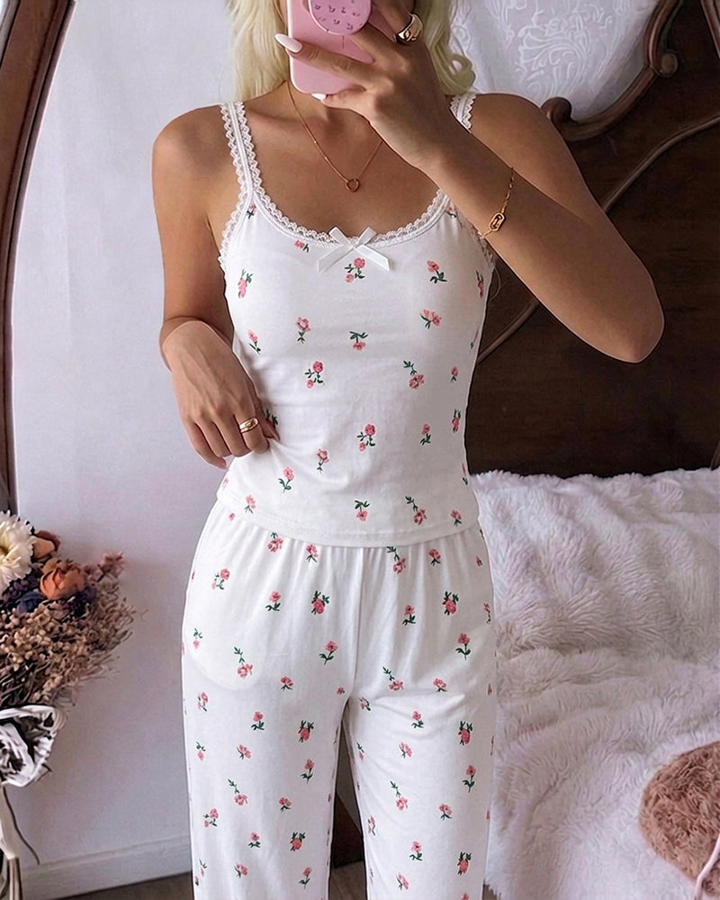 ChicMe Couture Women's Pajamas Set 2 Piece Ditsy Floral Print Lace Cami Top and Pants Loungewear with Pockets Sleepwear