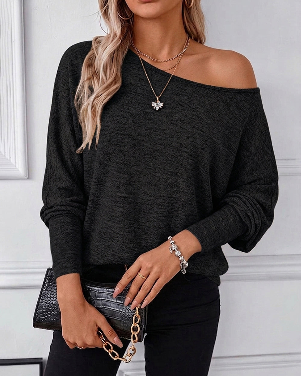 ChicMe Couture Women's Batwing Long Sleeve Boat Neck Top